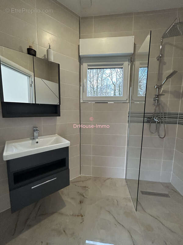 Maison à VILLEMANDEUR