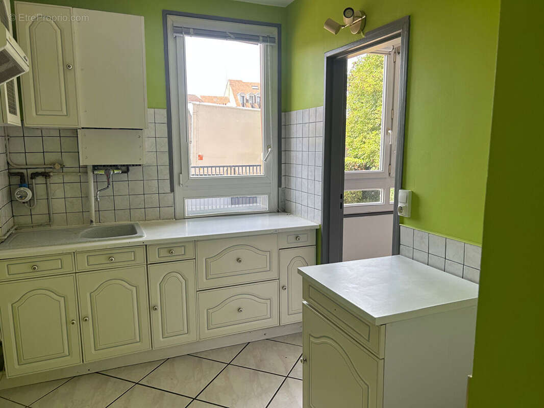 Appartement Mantes La Jolie 3 pièces 56.05 m2  Centre-ville, bords de Seine - photo 3