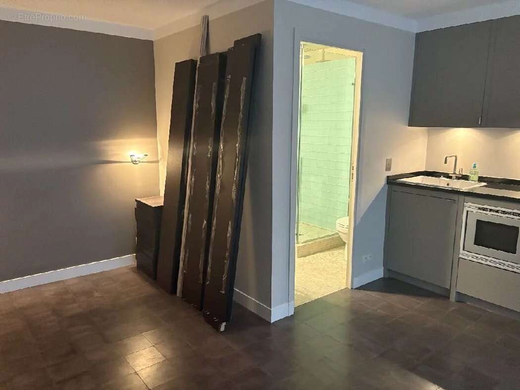 Appartement à PARIS-3E