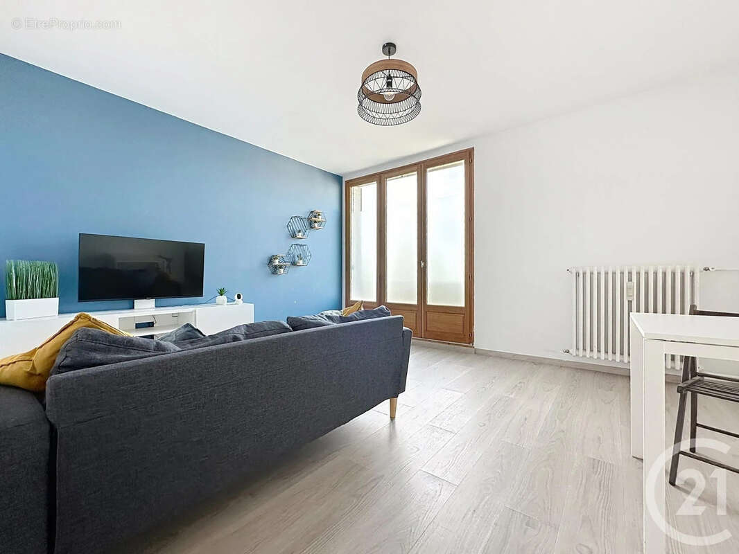 Appartement à SAINT-ANDRE-LES-VERGERS