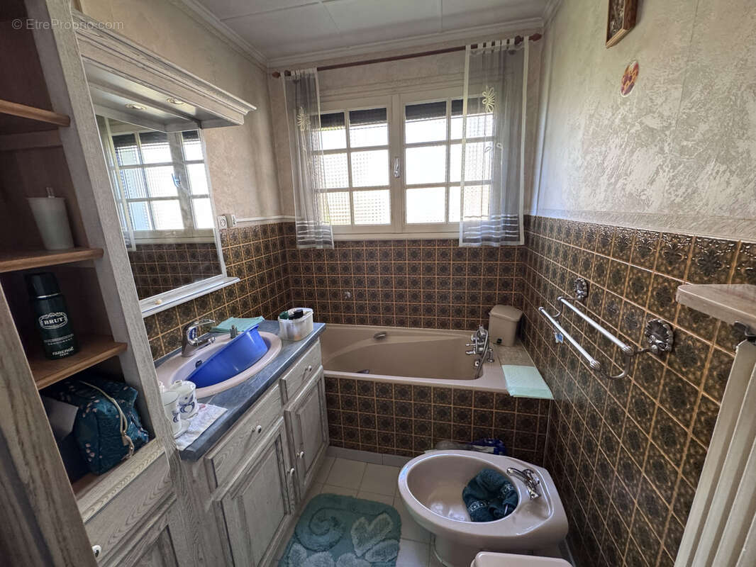 Maison à FROIDECONCHE