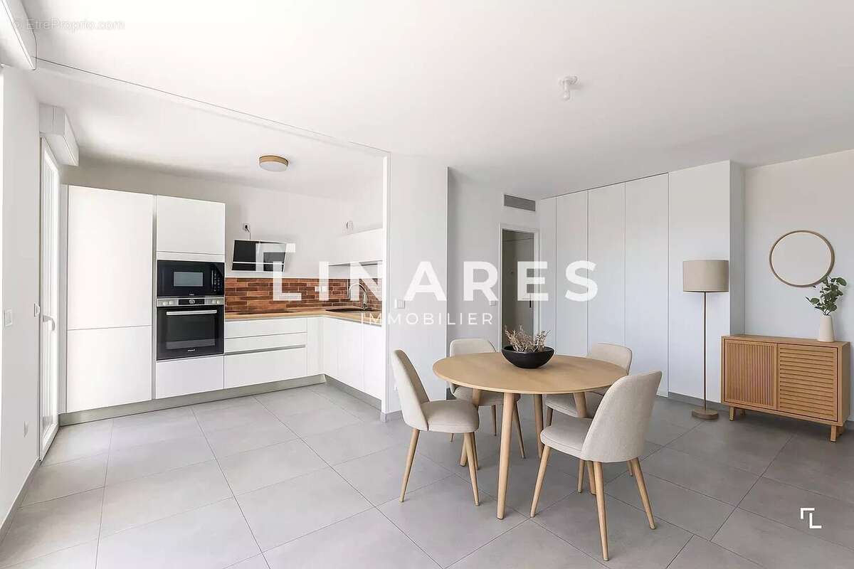 Appartement à MARSEILLE-12E