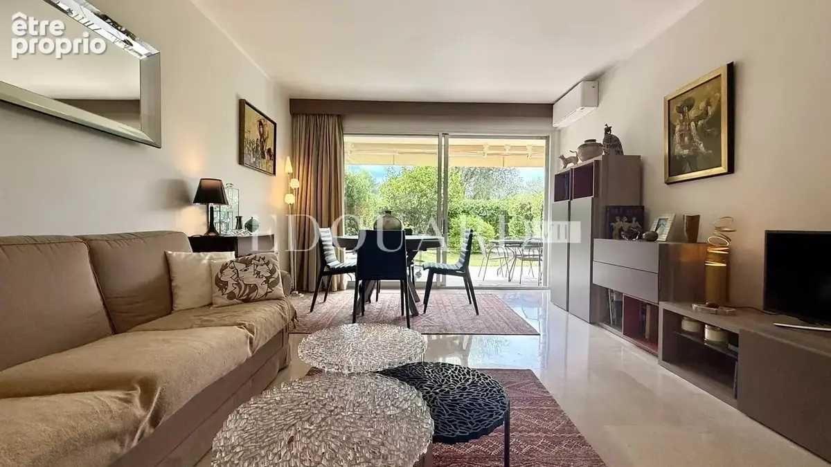Trois pièces d’exception à Roquebrune Cap Martin, dans immeuble de grand standing avec superbe piscine - photo 7