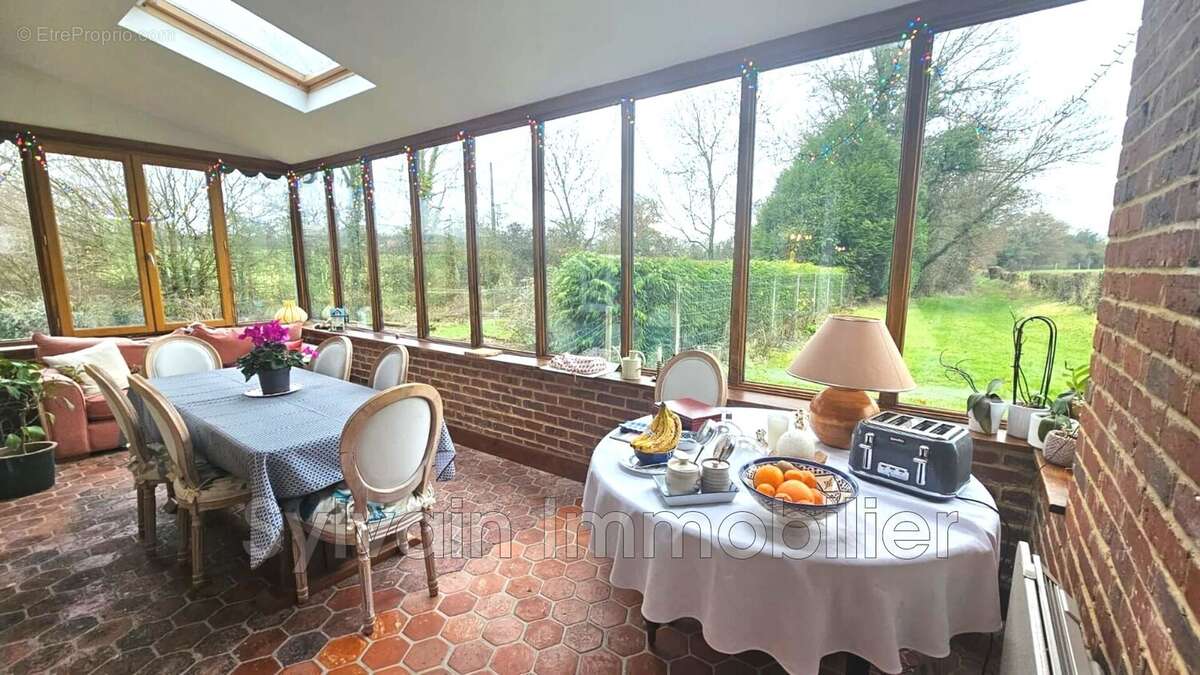 Maison à NEUFCHATEL-EN-BRAY