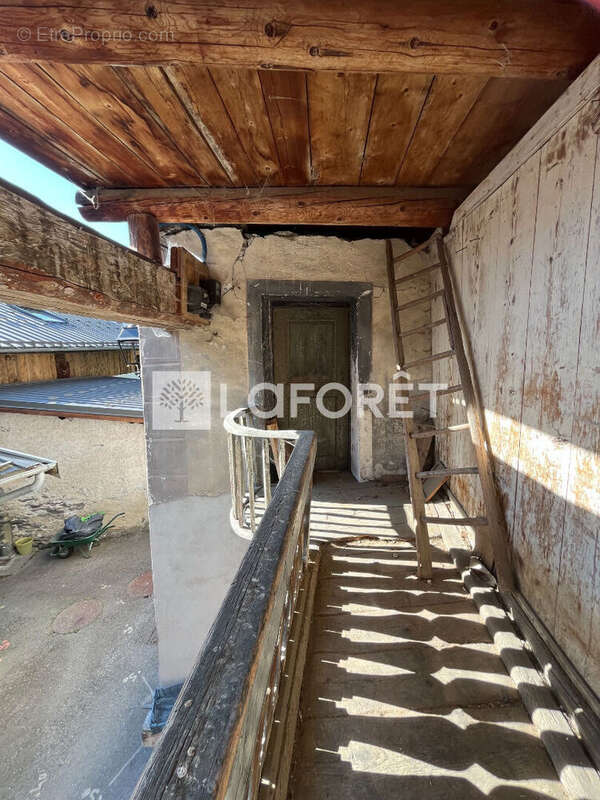73640 SAINTE FOY TARENTAISE Maison 285m² à rénover et terrain - photo 15