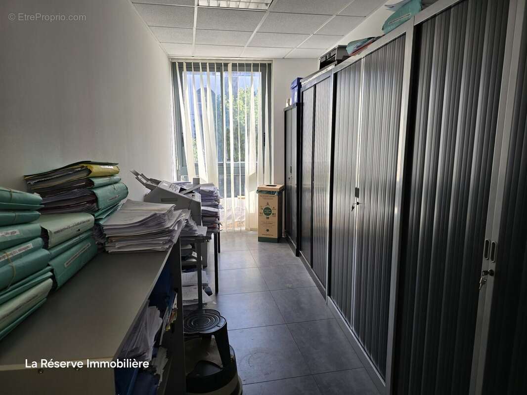 Commerce 162 m² à Avignon  - photo 6