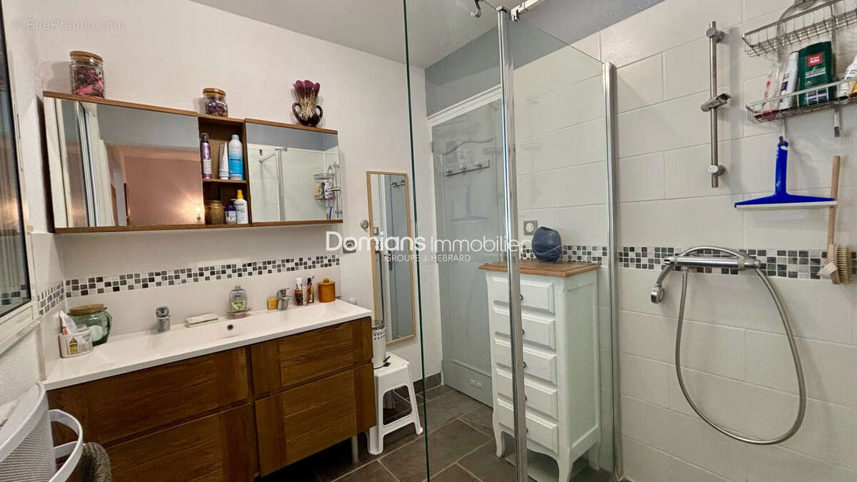 Maison 155 m² à Saint-Cyprien  - photo 9