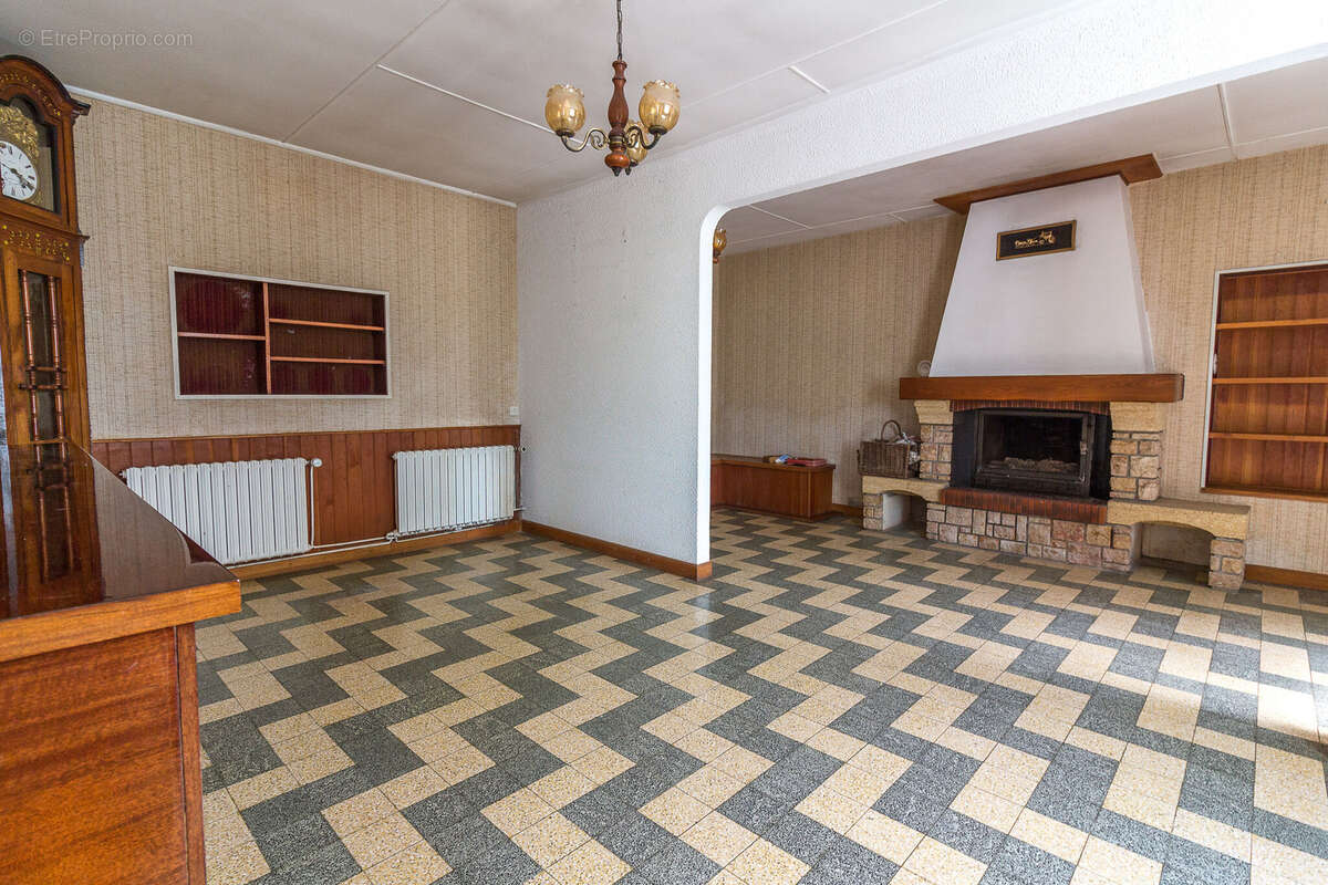 Maison 5P 3 chambres sur 867 m2 de terrain - photo 5