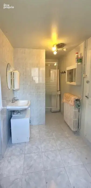 Maison 116 m² – F5 + F2 – Terrain 836 m² – Garage et dépendances - photo 7
