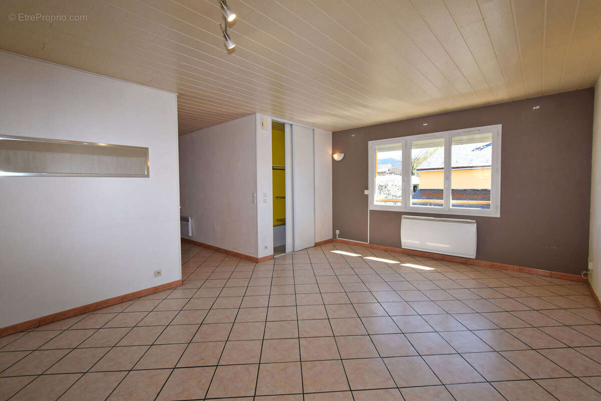 Maison à BOURG-MADAME