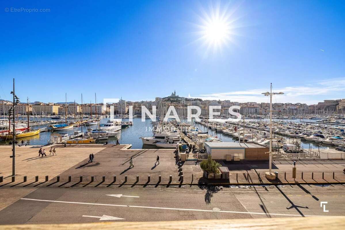 Appartement à MARSEILLE-2E