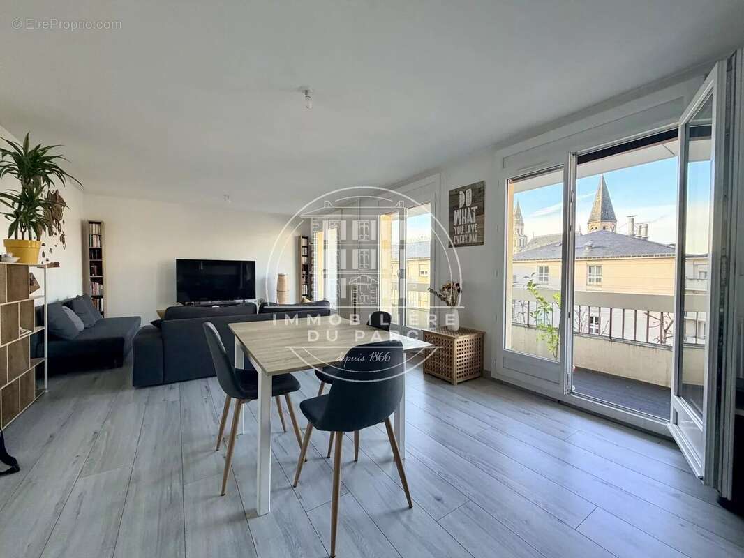 Appartement à POISSY