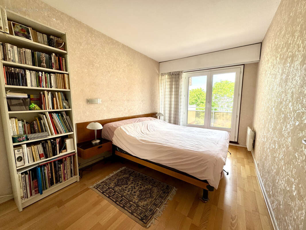 Appartement à LE PERREUX-SUR-MARNE