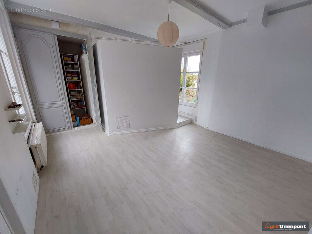 Maison à VAUCHELLES-LES-QUESNOY