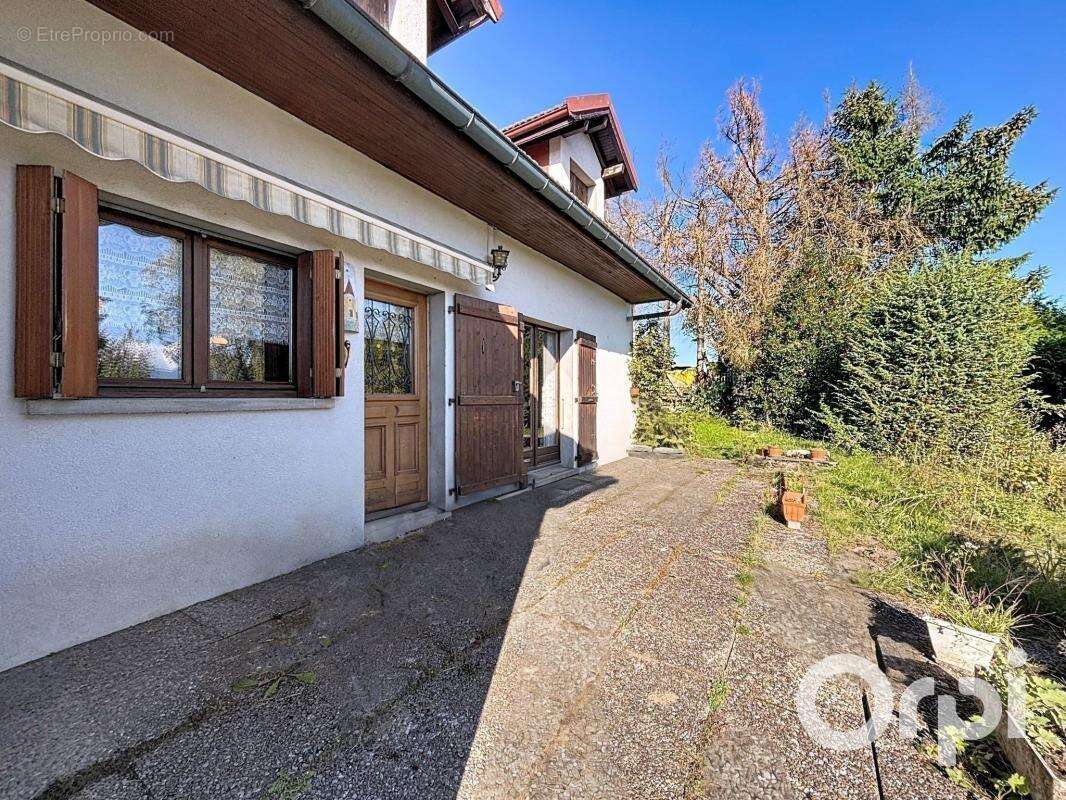 Maison à THORENS-GLIERES