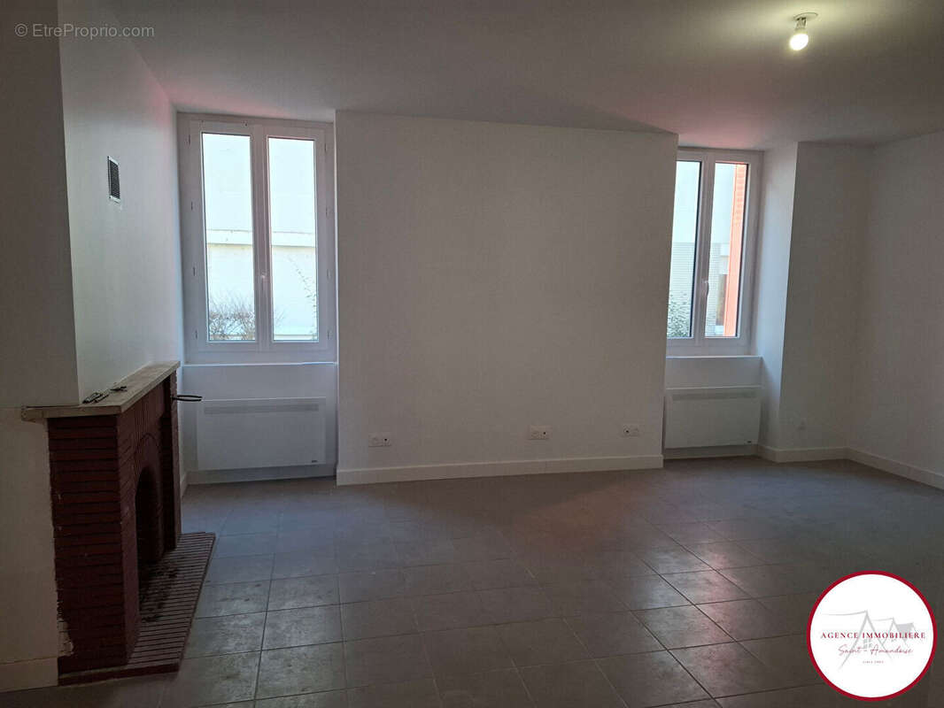 Maison à SAINT-AMAND-MONTROND