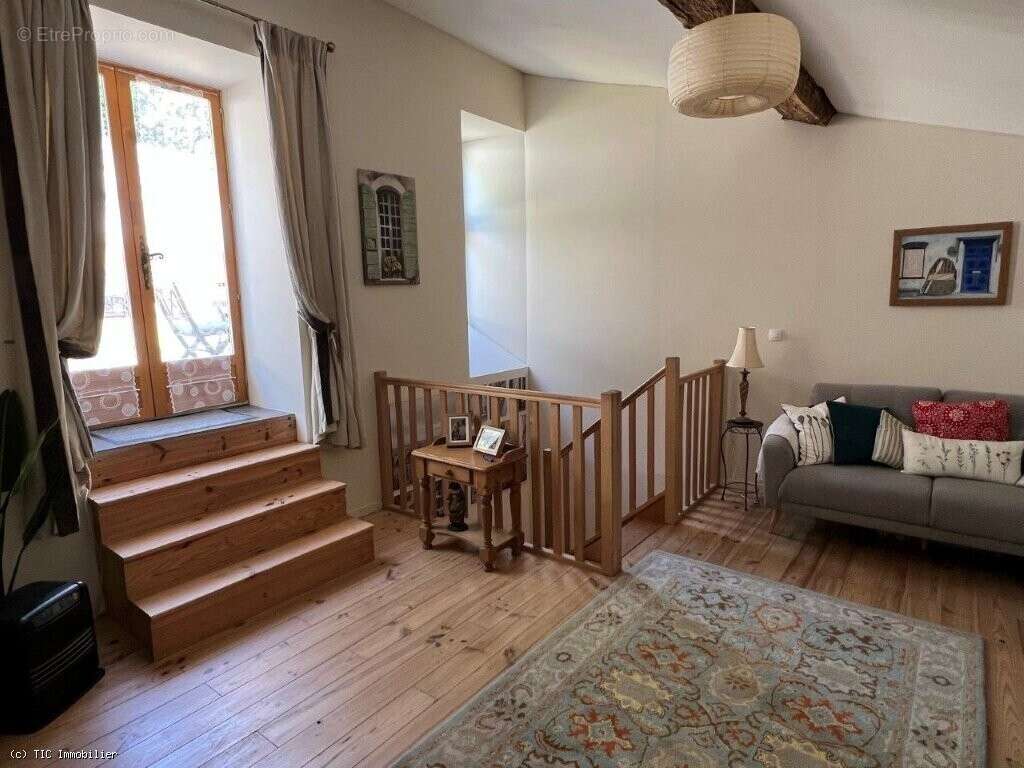 Maison à VERTEUIL-SUR-CHARENTE