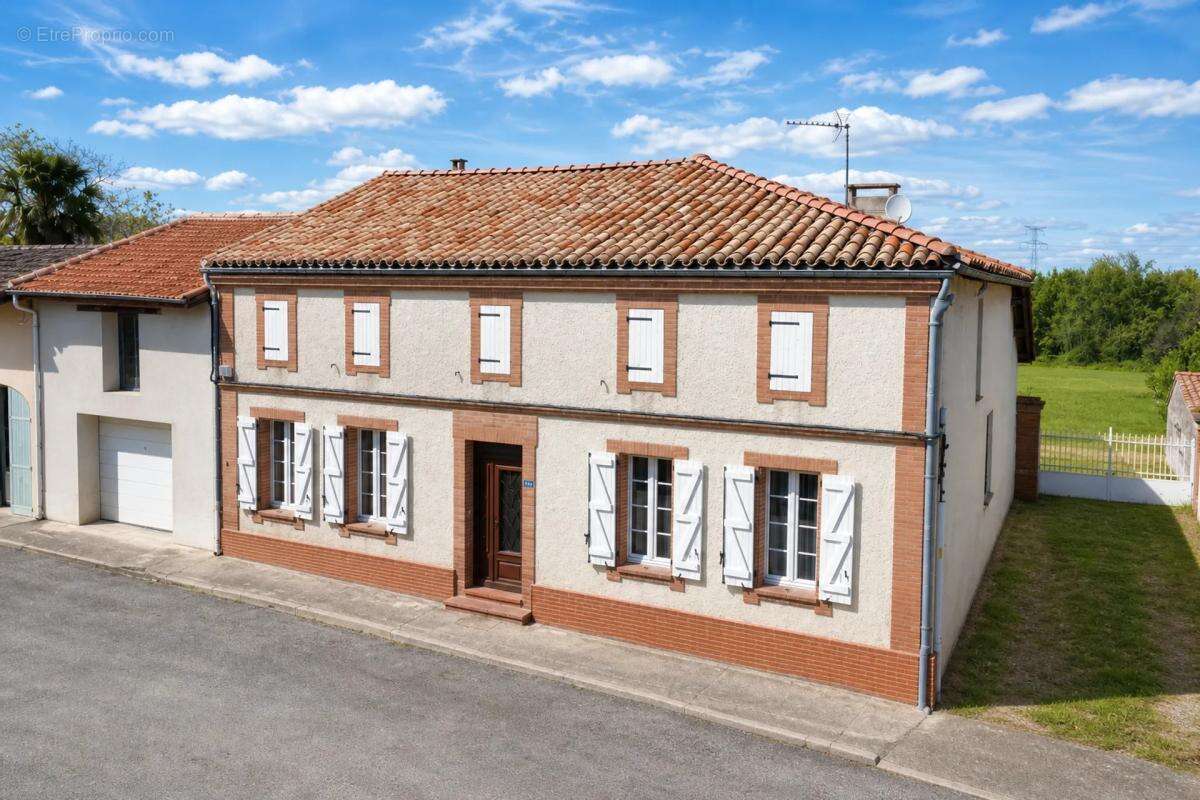 Maison à VERDUN-SUR-GARONNE