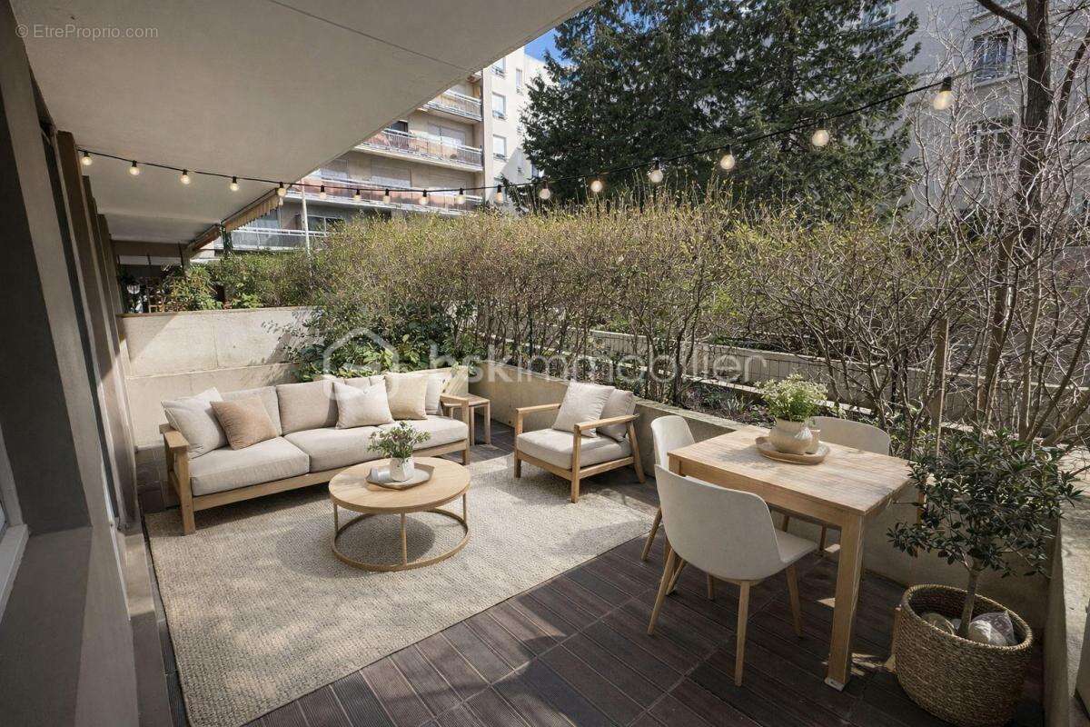 Appartement à CLICHY