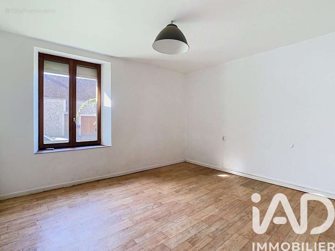 Maison 82 m² à Janvilliers  - photo 5
