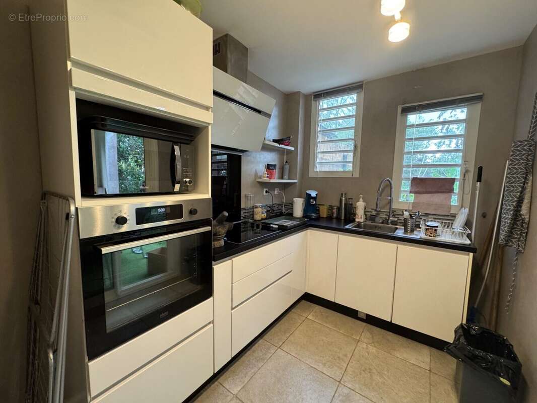 Appartement 50 m² à Saint-Denis  - photo 5