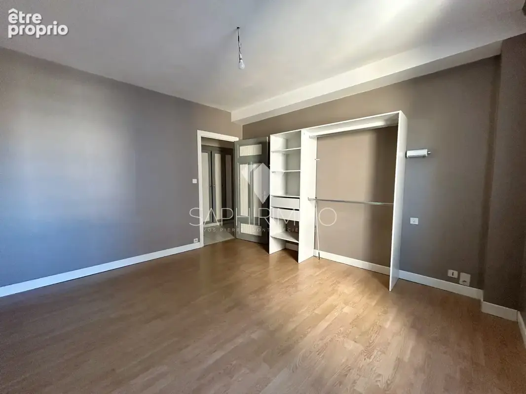 Appartement - 98,58 m2 - 4 pièces - centre-ville de Brive - photo 6
