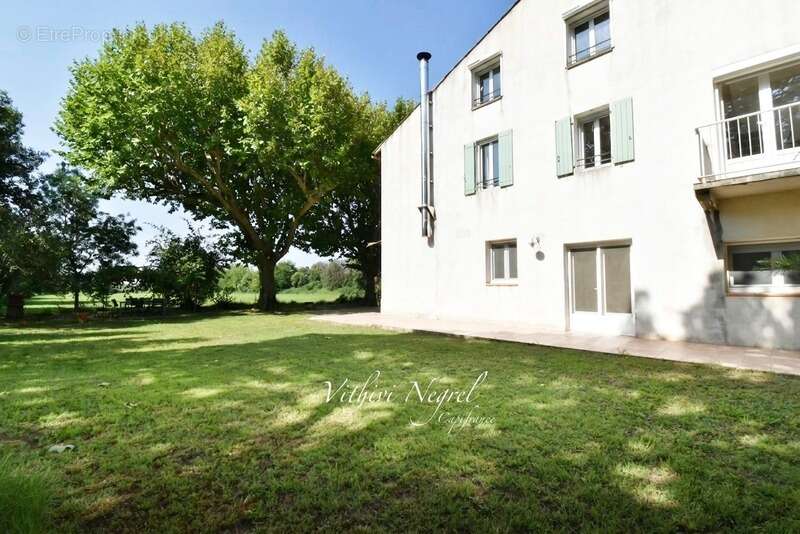 Propriété à vendre 8 pièces et annexe  MOURIES (13) - photo 20