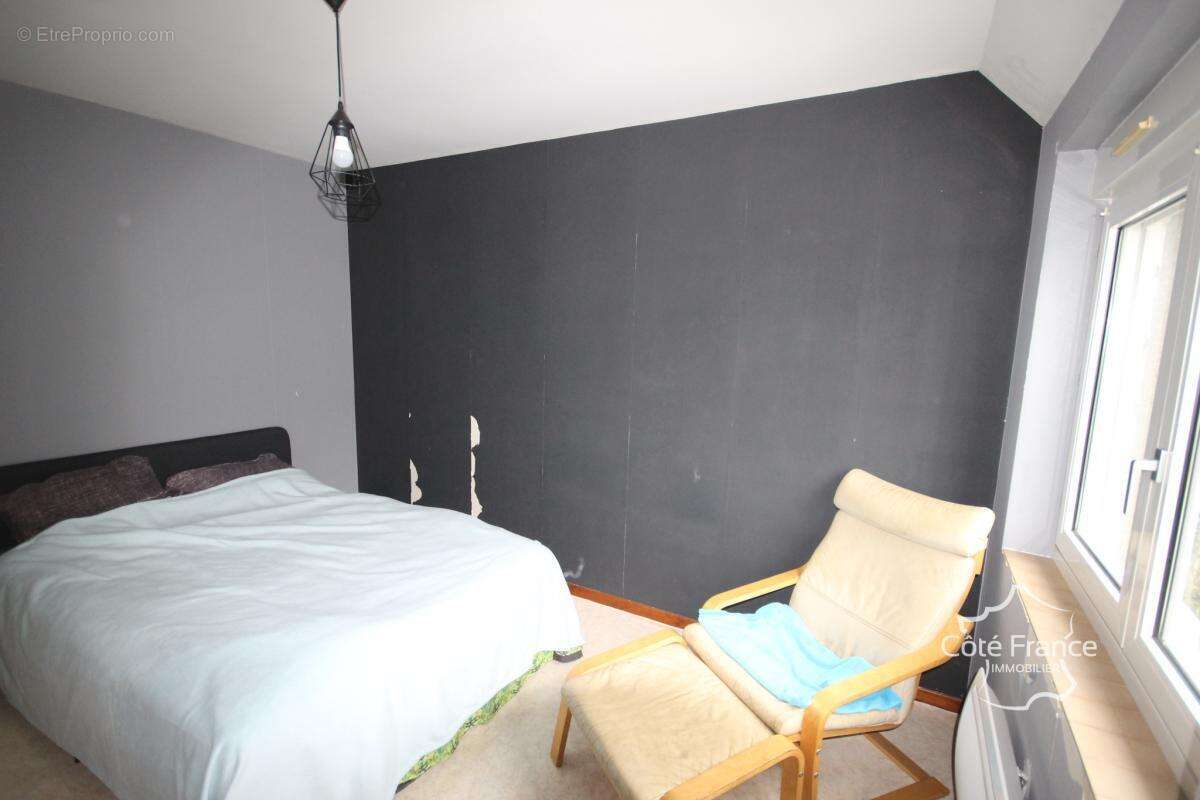 Maison à VIREUX-MOLHAIN