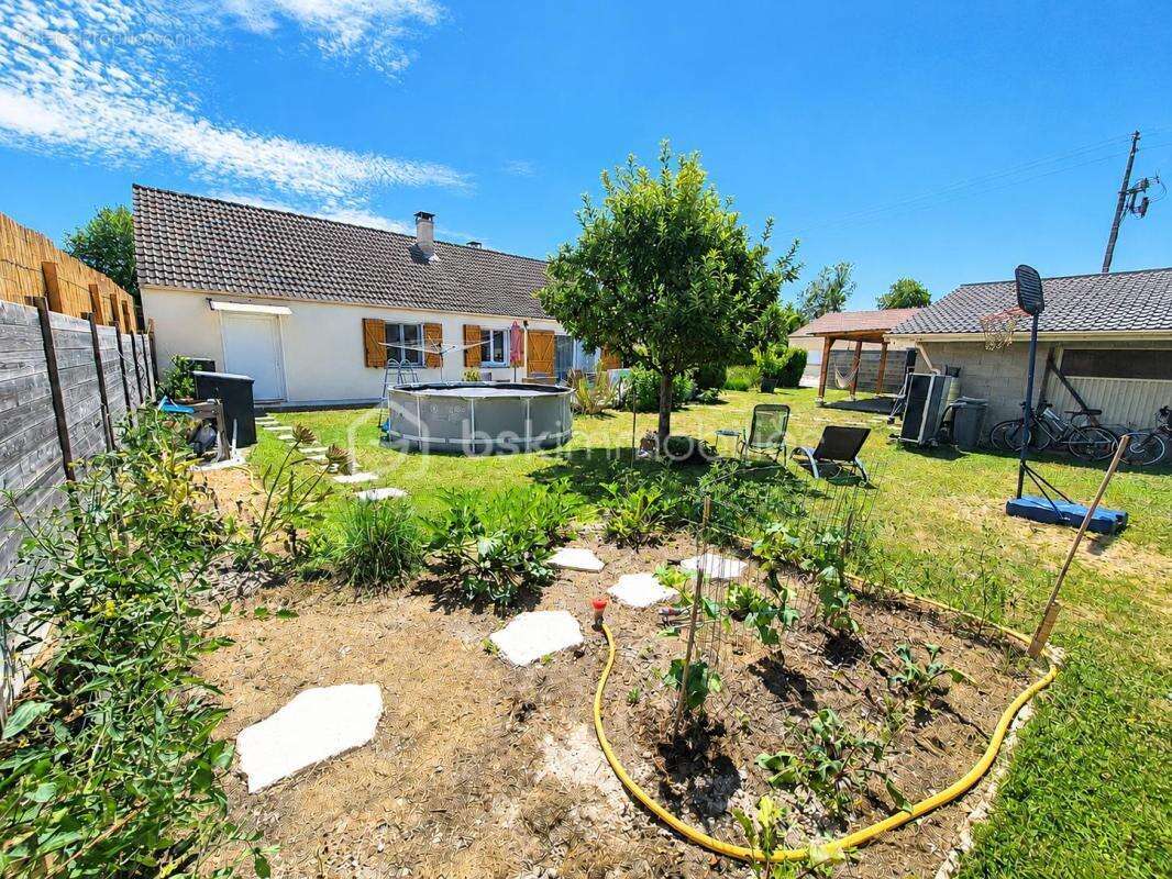 Maison familiale de plain - pied - photo 10