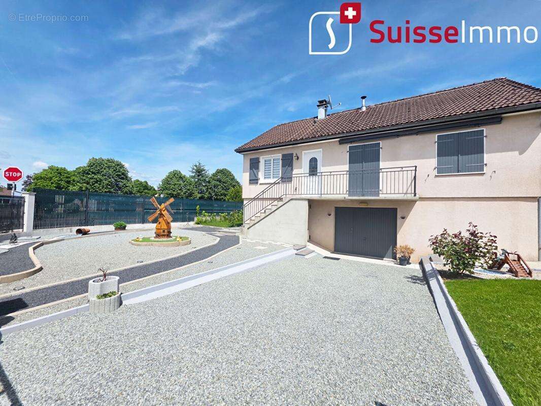 Maison à ROYE