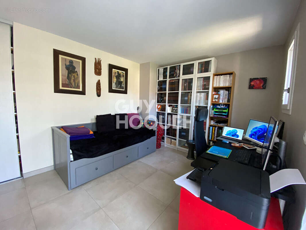 Maison Vaires Sur Marne 6 pièce(s) 170.43 m2 - photo 10
