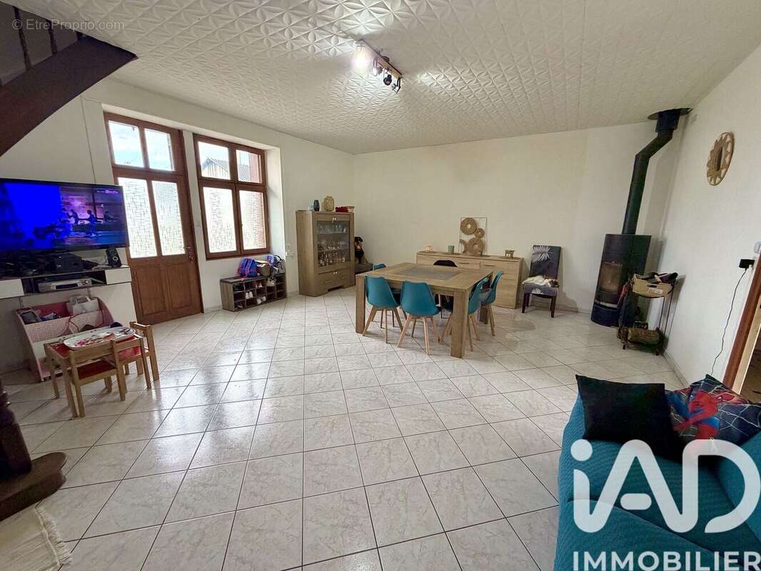 Maison 159 m² à Liglet  - photo 4