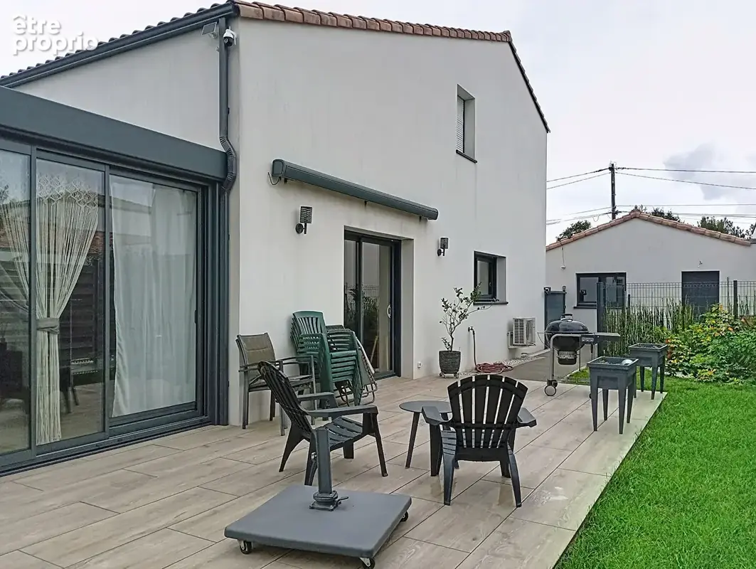 Maison récente Les Sorinieres 6 pièce(s) 162 m2 - photo 3