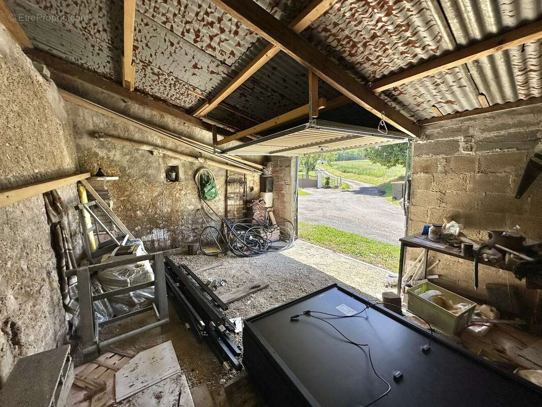 Maison à NANTEUIL-EN-VALLEE