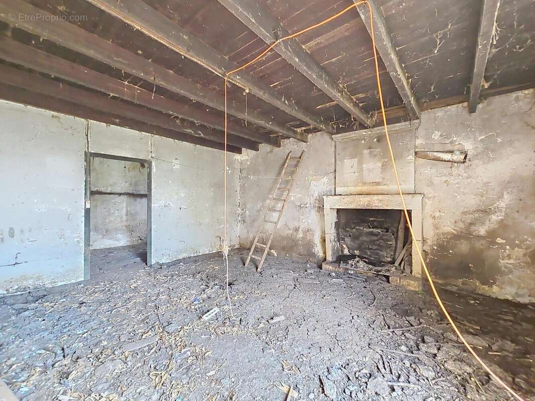 Photo 8 - Maison à RIOUX