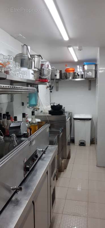 CUISINE - Commerce à SAINT-DENIS
