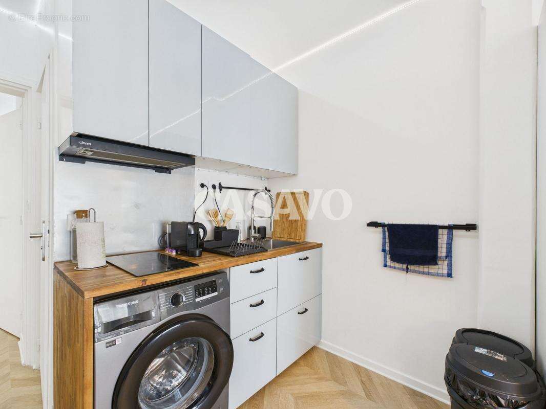 Appartement à PARIS-17E