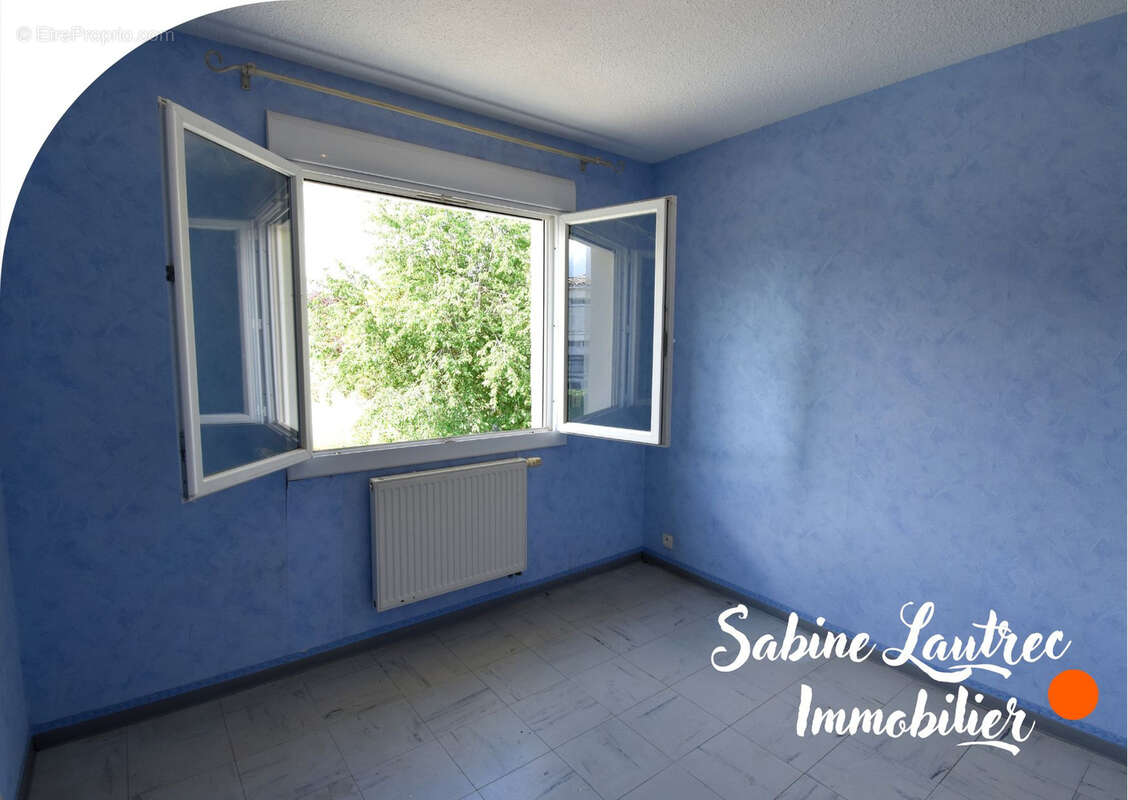Maison à LABRUGUIERE