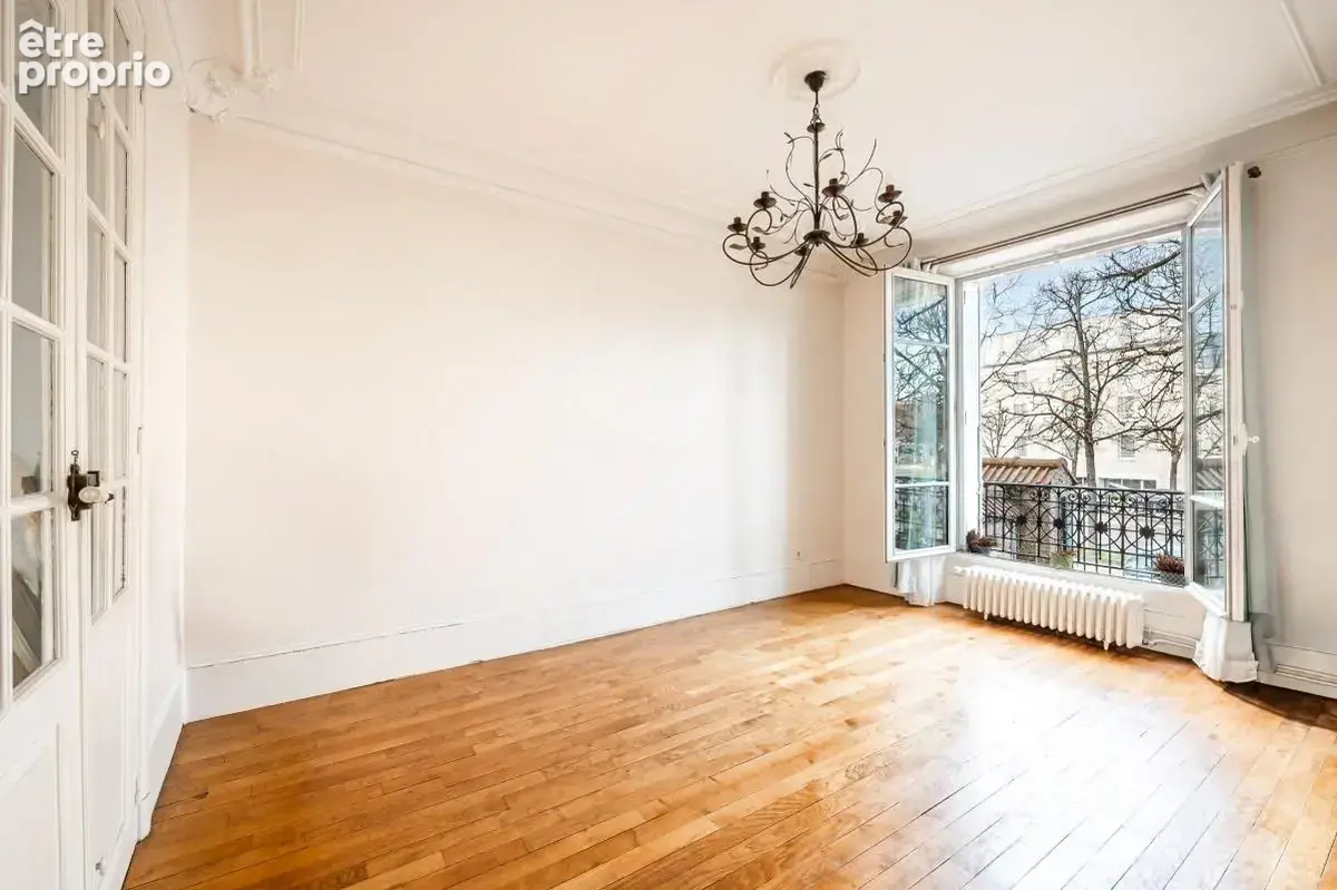 Versailles - place de la loi - maison de 238 m² au sol - 7 chambres - jardin - garage - photo 8