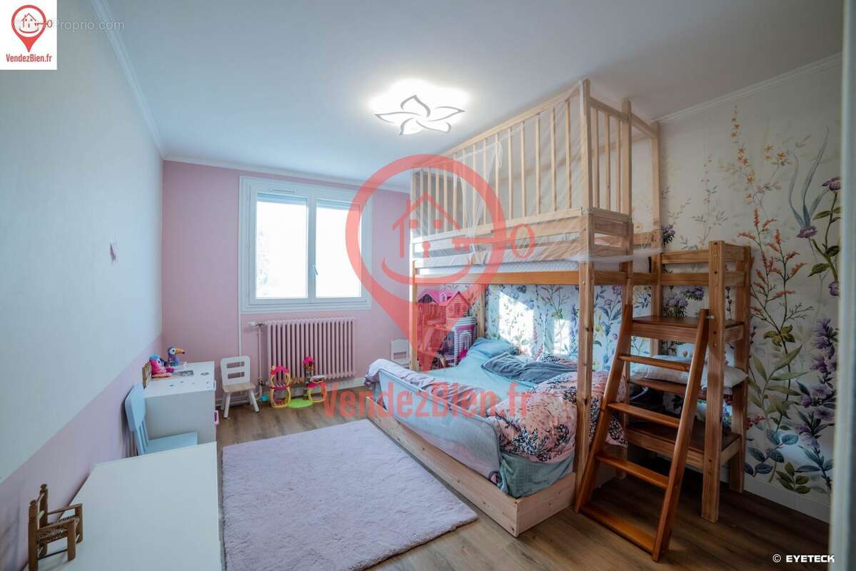 Maison à SAINT-DOULCHARD