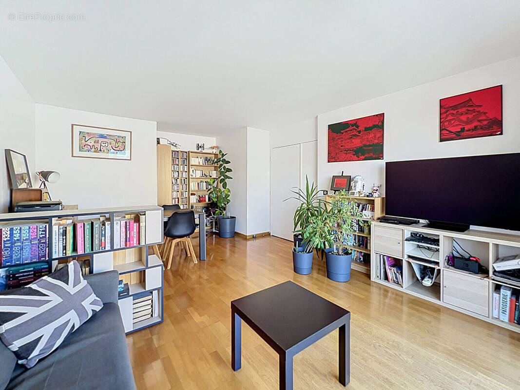 Appartement à SURESNES