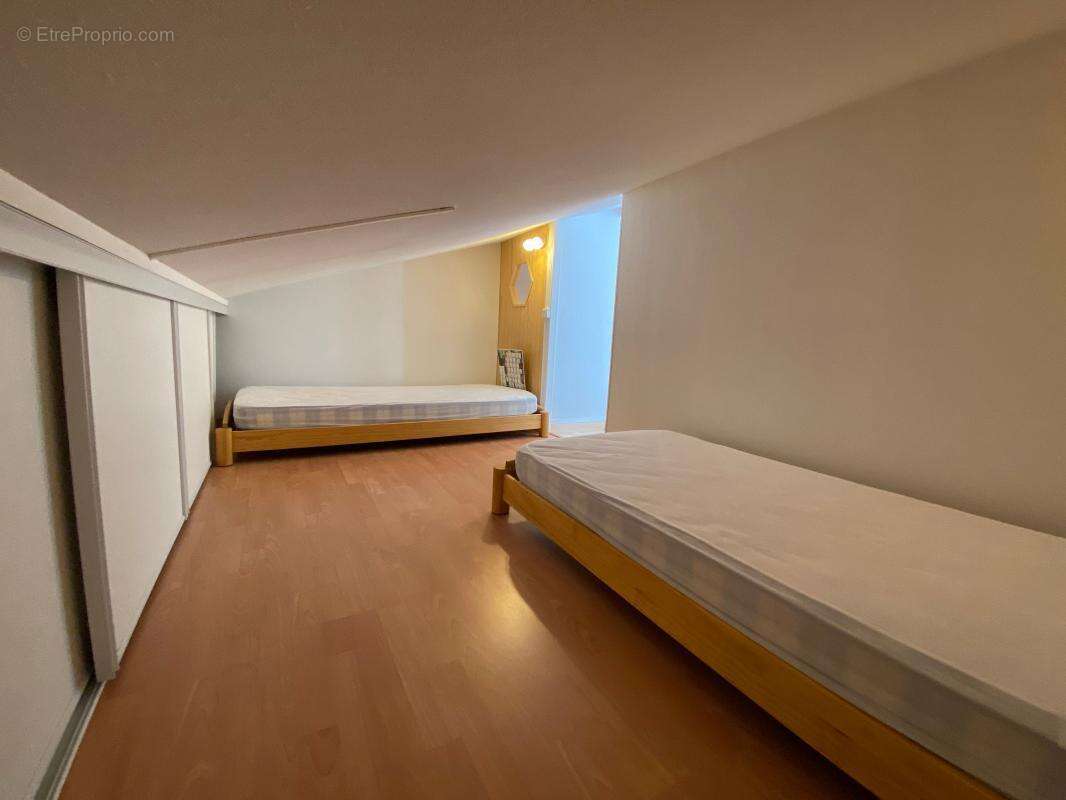 Maison à LES MATHES