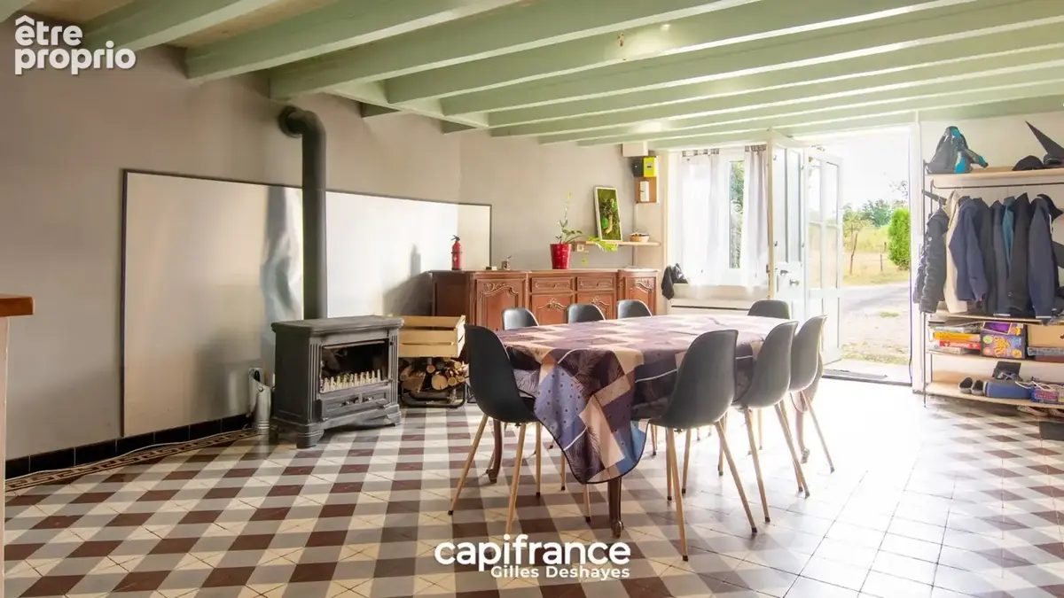 Maison ancienne en pierre de plain-pied – 133 m² – dépendance - photo 7