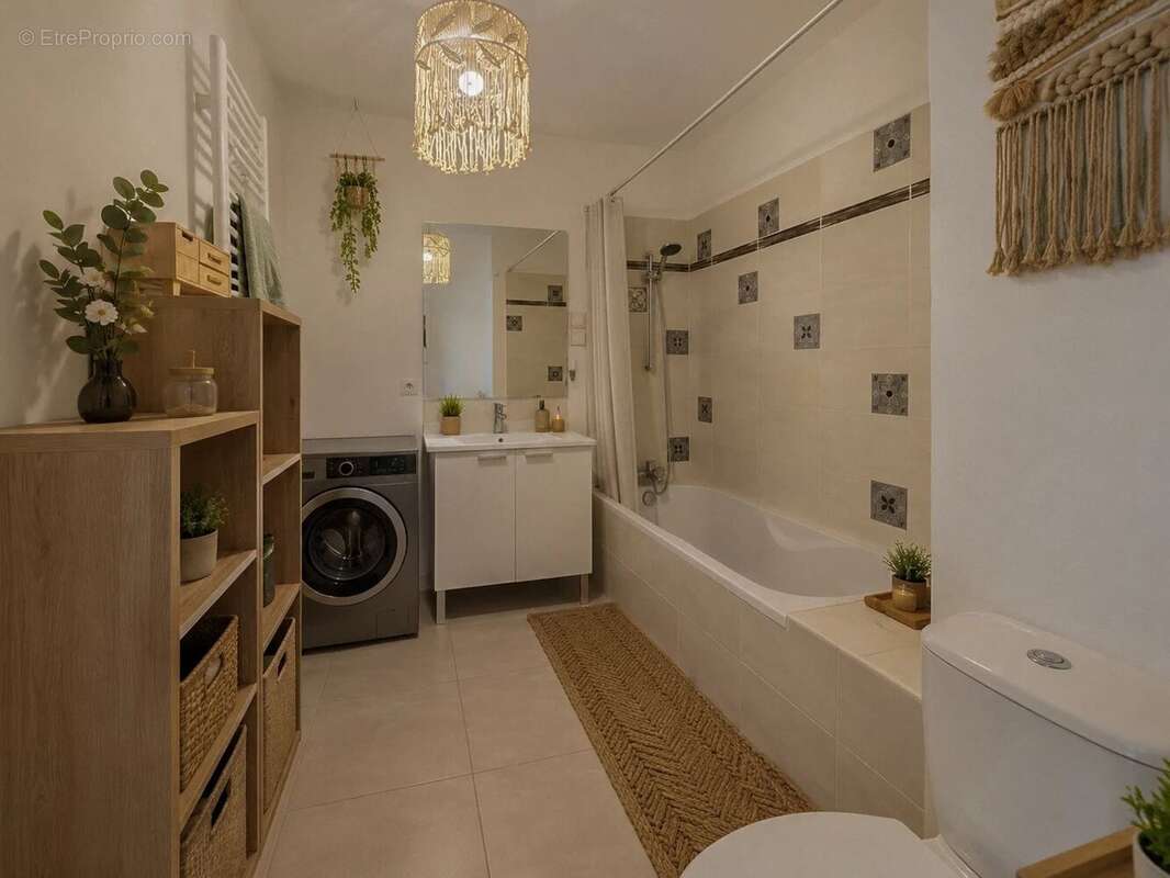Appartement à FREJUS