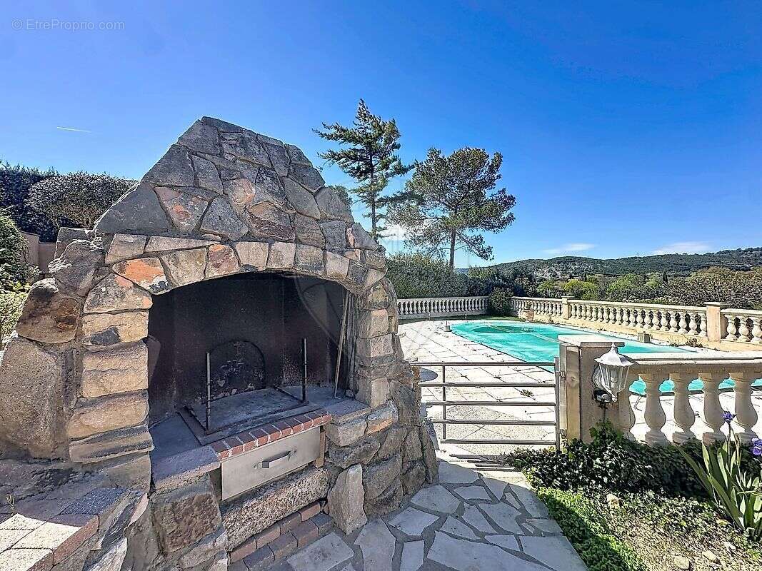 Maison à BOISSET-ET-GAUJAC