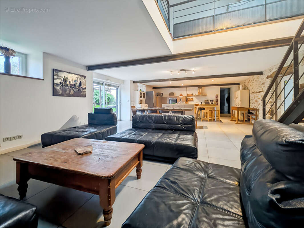 Maison à SAINT-AUBIN-D'AUBIGNE