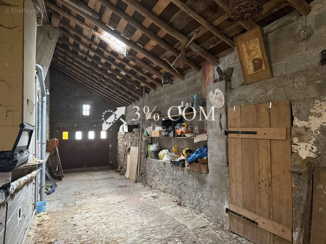 Ferme de village 196 m2 VIMENIL - photo 36