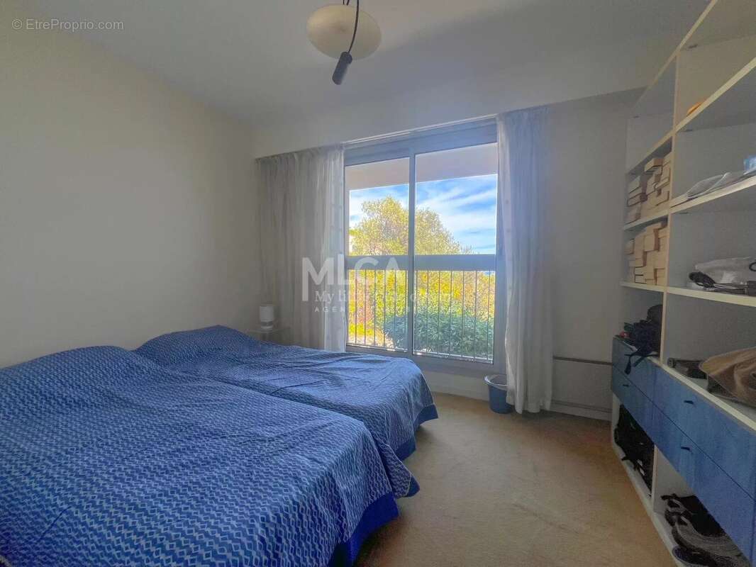 Appartement à VILLENEUVE-LOUBET