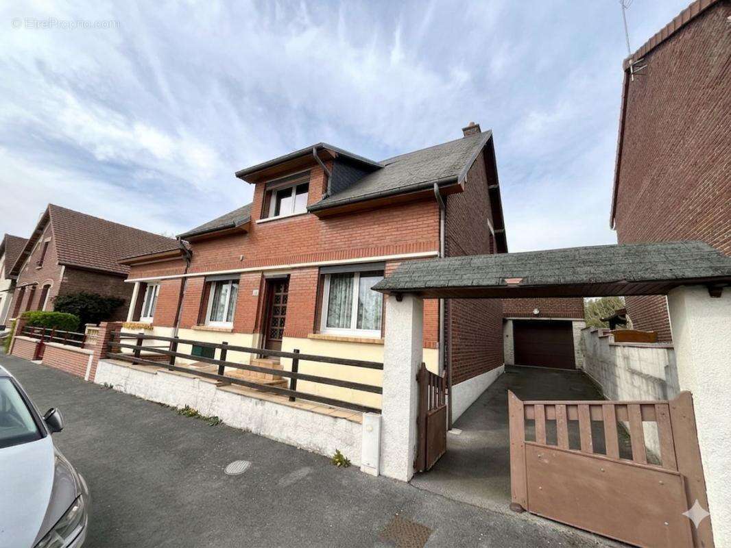 Maison à TERGNIER