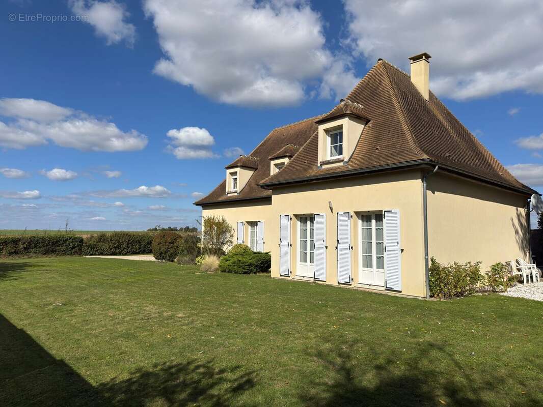 Maison à PACY-SUR-EURE